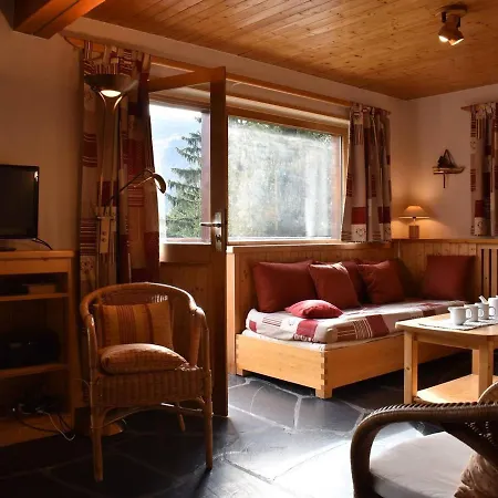 3 Pieces, 8 Pers, Pres Des Pistes, Cheminee, Animaux Acceptes - Meribel - Fr-1-180-375 Les Allues